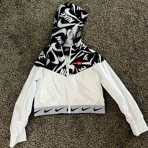 Nike - Hooded Cropped Windbreaker Size - Youth Small